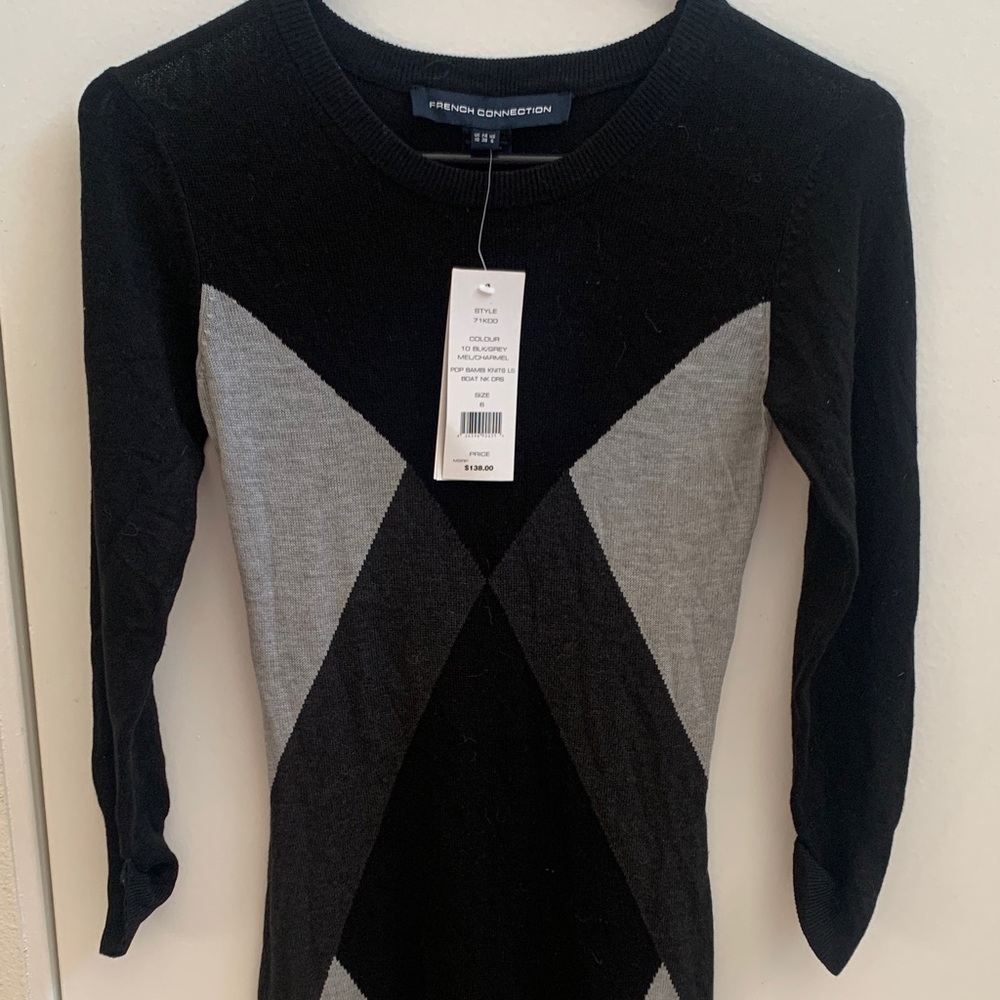$138 NWT French Connection Black and Gray sweater dress